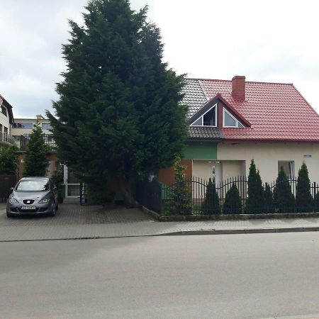 Apartamenty Kot Хел Екстериор снимка